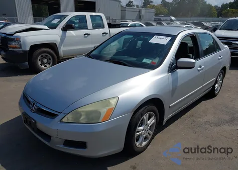 2007 Honda Accord 2.4 Se from USA, damaged, VIN 1HGCM56307A095486
